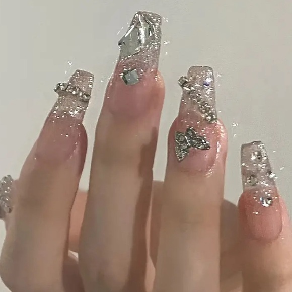 24 pc Medium Coffin Glossy Ballerina French Acrylic Nails with 3D Rhinestones - Picture 4 of 8